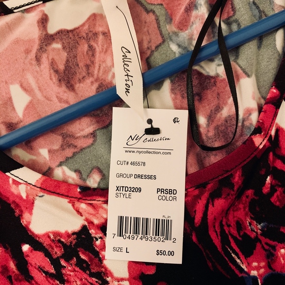 (SOLD) 3/4 Sleeve Floral Print Dress, Large - Picture 4 of 4